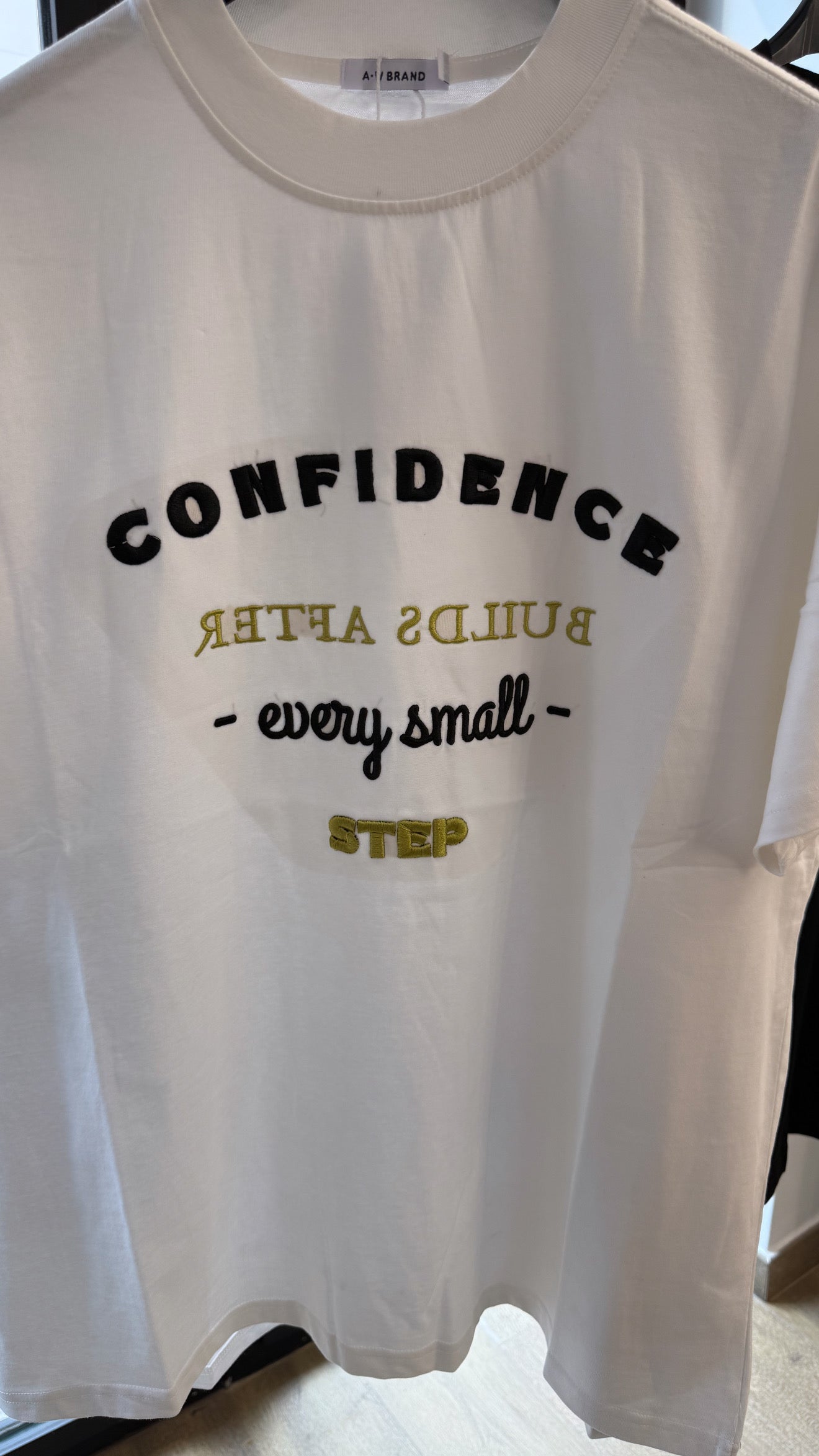 SHIRT CONFIDANCE